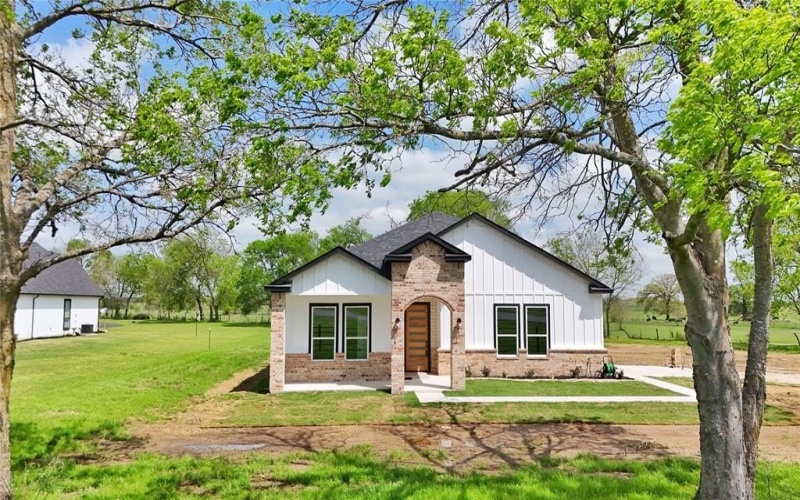8808 US HWY 69, Lone Oak, TX 75453, 4 Habitaciones Habitaciones , ,2 BañosBaños,Residential,En Venta,8808 US HWY 69,0,20886410