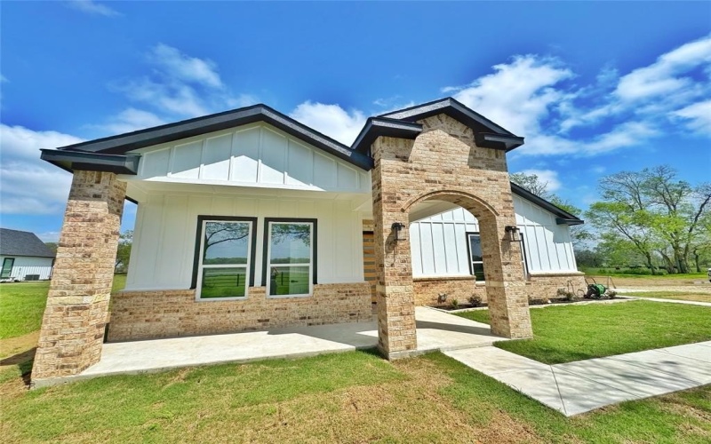 8808 US HWY 69, Lone Oak, TX 75453, 4 Habitaciones Habitaciones , ,2 BañosBaños,Residential,En Venta,8808 US HWY 69,0,20886410