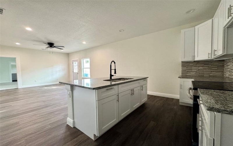 2010 Nantucket Village Drive, Dallas, TX 75217, 3 Bedrooms Bedrooms, ,2 BathroomsBathrooms,Residential,For Sale,2010 Nantucket Village Drive,20887728