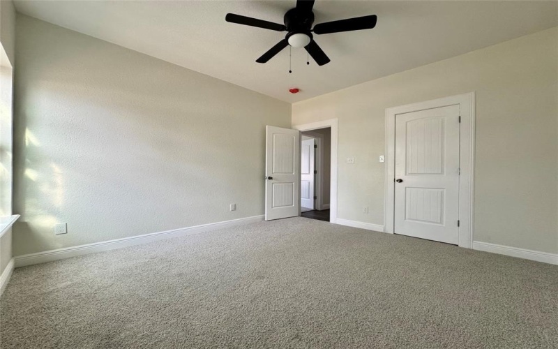 2010 Nantucket Village Drive, Dallas, TX 75217, 3 Bedrooms Bedrooms, ,2 BathroomsBathrooms,Residential,For Sale,2010 Nantucket Village Drive,20887728