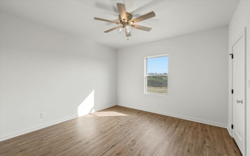 226 Stillmeadow Way, Whitney, TX 76692, 4 Bedrooms Bedrooms, ,2 BathroomsBathrooms,Residential,For Sale,226 Stillmeadow Way,20887730