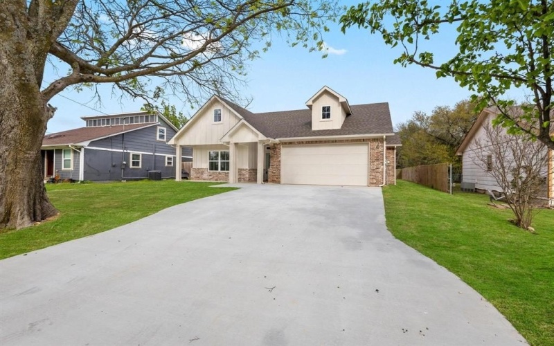 4511 Cox Street, Sherman, TX 75090, 3 Habitaciones Habitaciones , ,2 BañosBaños,Residential,En Venta,4511 Cox Street,20889932