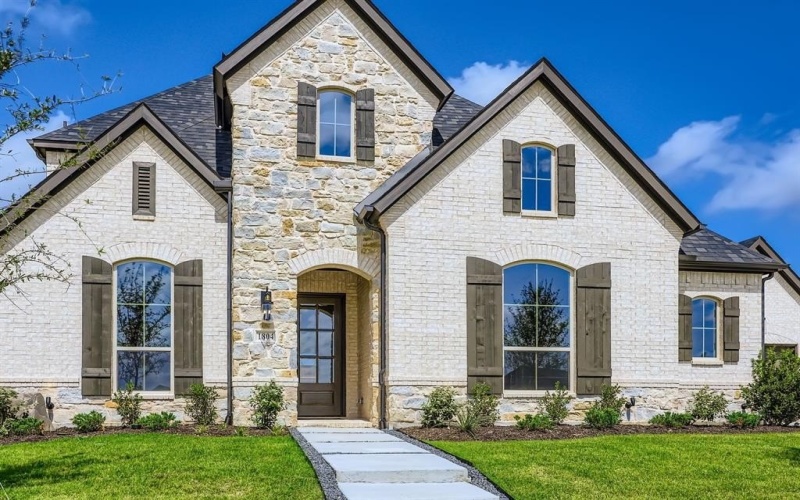 1804 Farmstead Road, Mansfield, TX 76063, 4 Habitaciones Habitaciones , ,5 BañosBaños,Residential,En Venta,1804 Farmstead Road,20887760