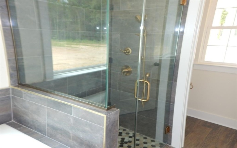 121 INDIAN ROCK DR, Gilmer, TX 75645, 5 Habitaciones Habitaciones , ,3 BañosBaños,Residential,En Venta,121 INDIAN ROCK DR,0,20890079