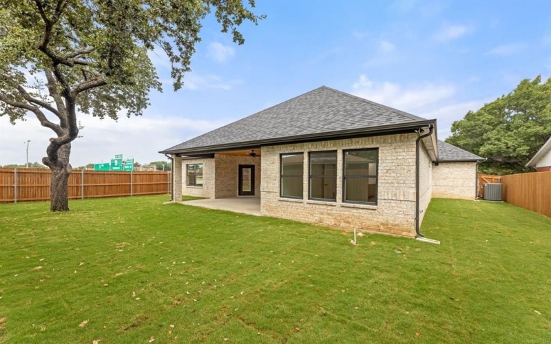 4713 SOUTH Drive, Fort Worth, TX 76109, 4 Bedrooms Bedrooms, ,2 BathroomsBathrooms,Residential,For Sale,4713 SOUTH Drive,20887881