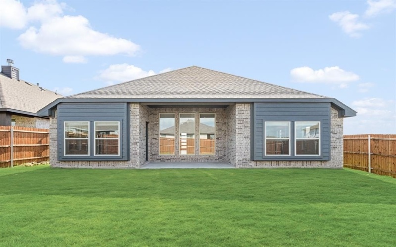 908 River Oaks Drive, Godley, TX 76044, 4 Bedrooms Bedrooms, ,2 BathroomsBathrooms,Residential,For Sale,908 River Oaks Drive,0,20890082