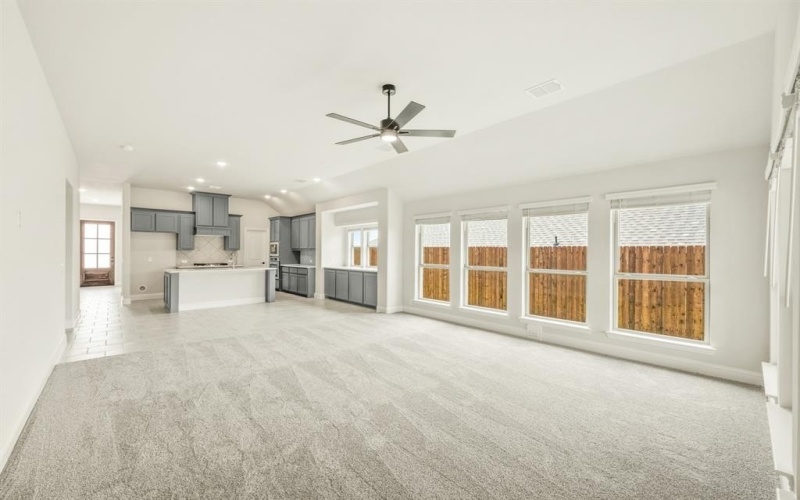 821 Alamo Court, DeSoto, TX 75115, 4 Habitaciones Habitaciones , ,2 BañosBaños,Residential,En Venta,821 Alamo Court,20888020