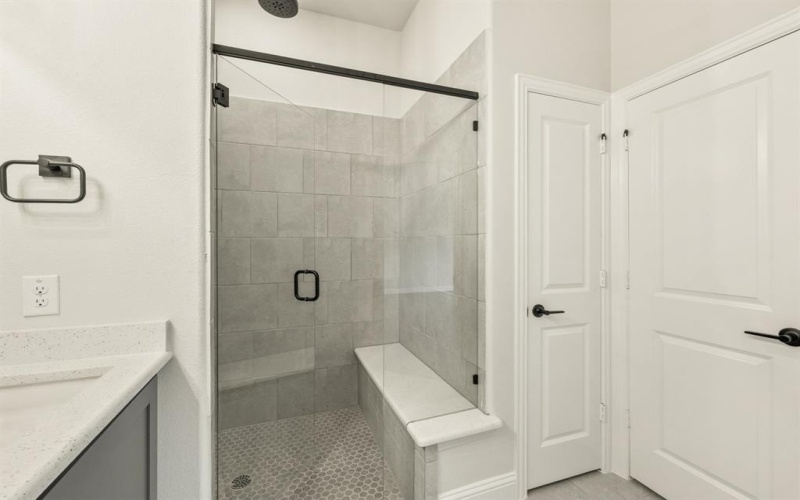 821 Alamo Court, DeSoto, TX 75115, 4 Habitaciones Habitaciones , ,2 BañosBaños,Residential,En Venta,821 Alamo Court,20888020