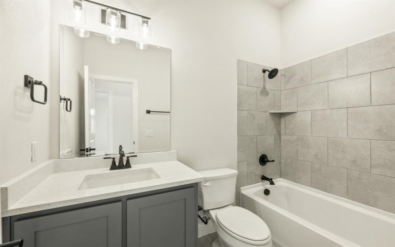 821 Alamo Court, DeSoto, TX 75115, 4 Habitaciones Habitaciones , ,2 BañosBaños,Residential,En Venta,821 Alamo Court,20888020