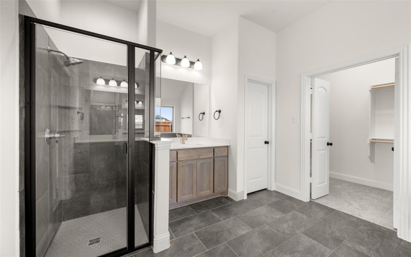 104 Trinity, Grandview, TX 76050, 4 Habitaciones Habitaciones , ,3 BañosBaños,Residential,En Venta,104 Trinity,20888035
