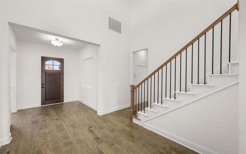 104 Trinity, Grandview, TX 76050, 4 Habitaciones Habitaciones , ,3 BañosBaños,Residential,En Venta,104 Trinity,20888035
