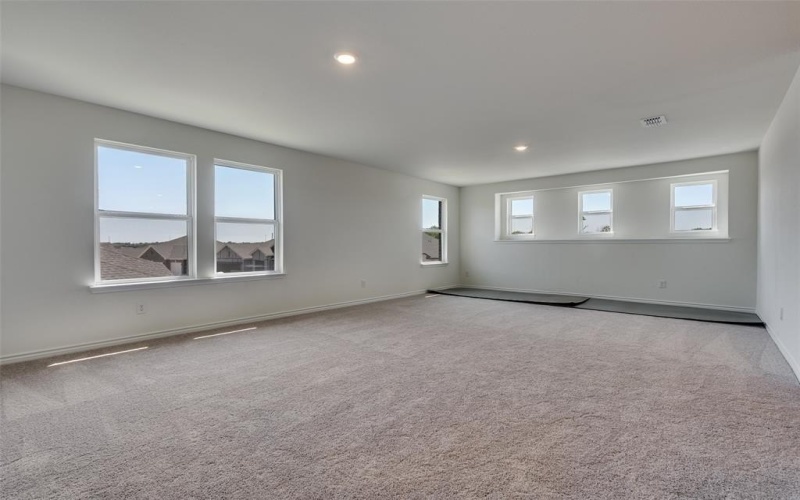 1007 Auburn Drive, Justin, TX 76247, 5 Bedrooms Bedrooms, ,5 BathroomsBathrooms,Residential,For Sale,1007 Auburn Drive,0,20890184