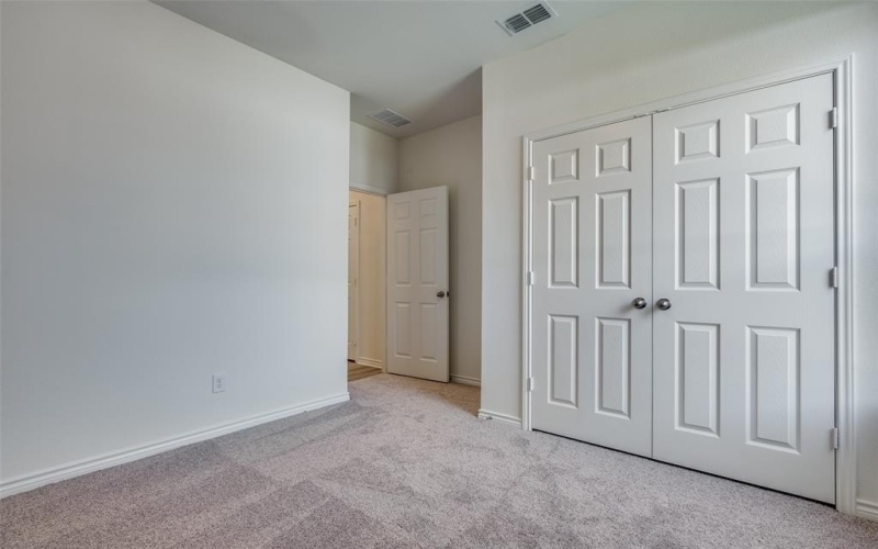 1007 Auburn Drive, Justin, TX 76247, 5 Bedrooms Bedrooms, ,5 BathroomsBathrooms,Residential,For Sale,1007 Auburn Drive,0,20890184