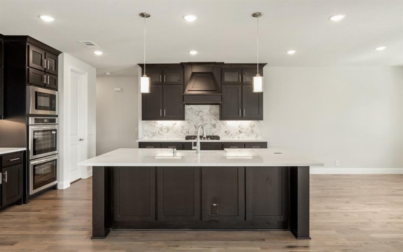1126 Cardinal Drive, Midlothian, TX 76065, 5 Bedrooms Bedrooms, ,5 BathroomsBathrooms,Residential,For Sale,1126 Cardinal Drive,20888044