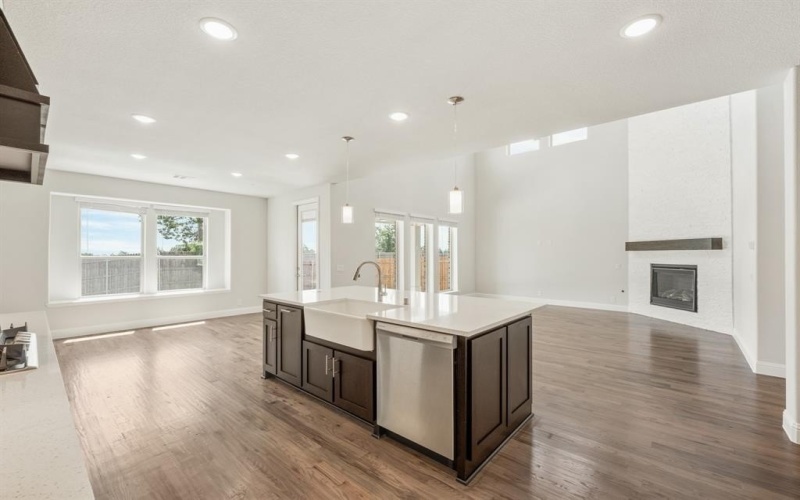 1126 Cardinal Drive, Midlothian, TX 76065, 5 Bedrooms Bedrooms, ,5 BathroomsBathrooms,Residential,For Sale,1126 Cardinal Drive,20888044