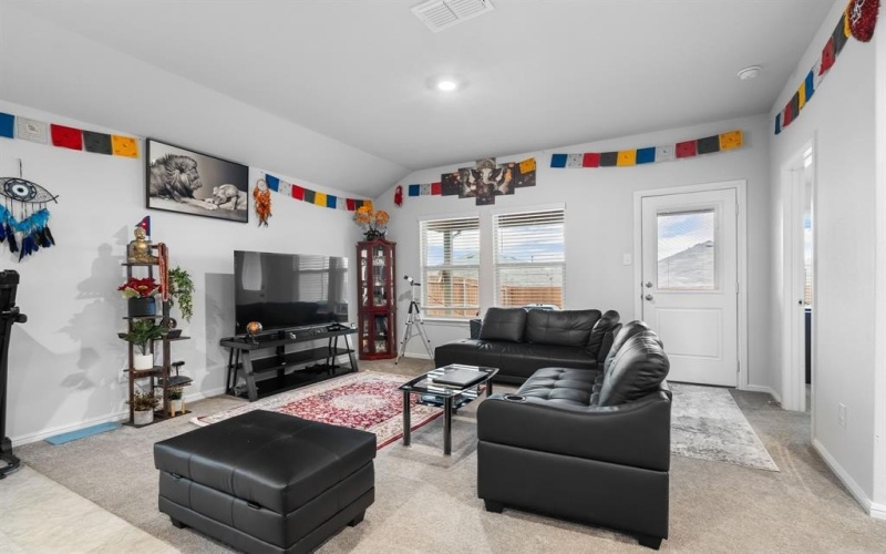 16617 Porterfield Lane, Justin, TX 76247, 3 Bedrooms Bedrooms, ,2 BathroomsBathrooms,Residential,For Sale,16617 Porterfield Lane,20888162