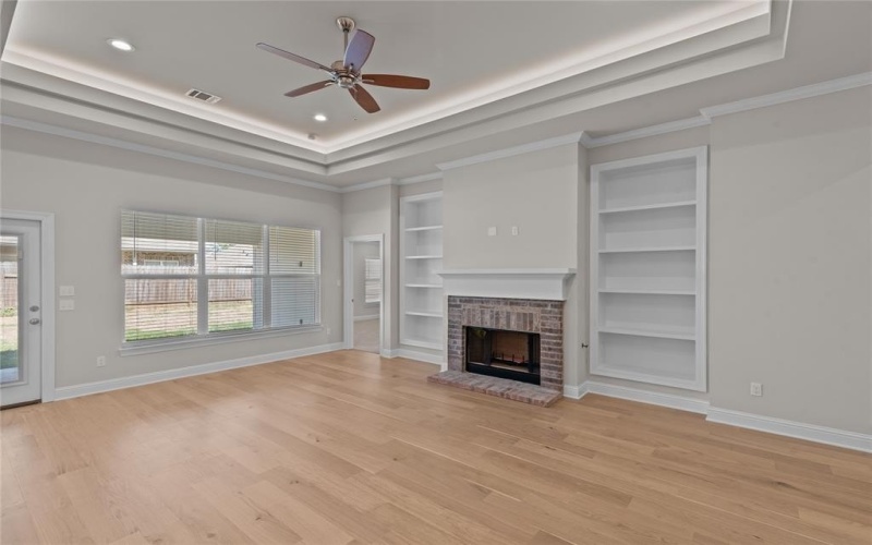 5614 Red Pine Street, Shreveport, LA 71129, 3 Bedrooms Bedrooms, ,2 BathroomsBathrooms,Residential,For Sale,5614 Red Pine Street,20886473