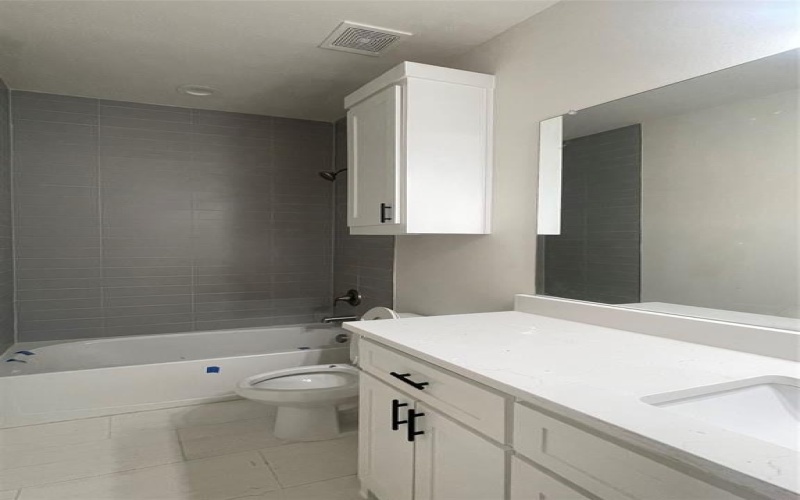501 N Moore Street, Dallas, TX 75203, 3 Habitaciones Habitaciones , ,2 BañosBaños,Residential,En Venta,501 N Moore Street,20886683