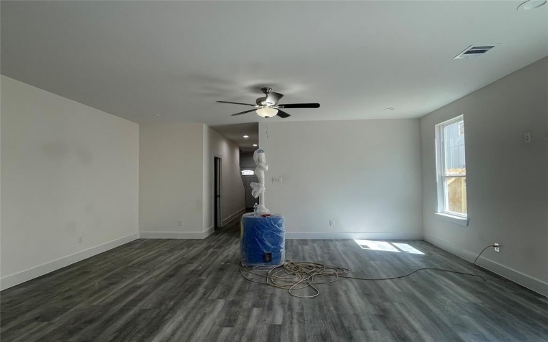 501 N Moore Street, Dallas, TX 75203, 3 Habitaciones Habitaciones , ,2 BañosBaños,Residential,En Venta,501 N Moore Street,20886683