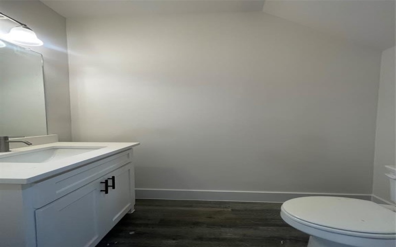 501 N Moore Street, Dallas, TX 75203, 3 Habitaciones Habitaciones , ,2 BañosBaños,Residential,En Venta,501 N Moore Street,20886683