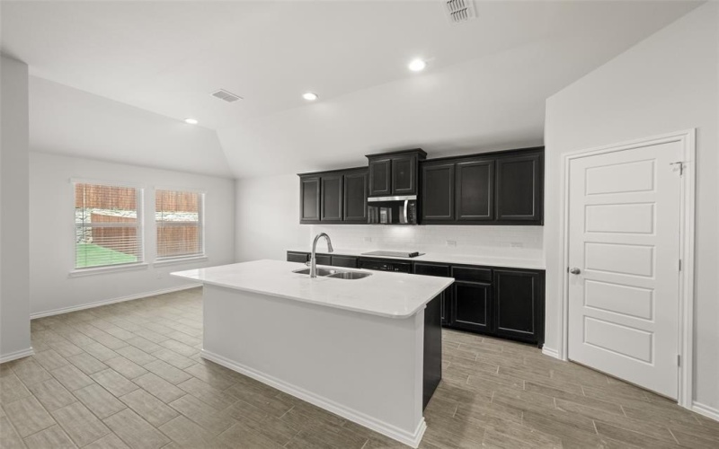 2612 Streamside, Burleson, TX 76028, 3 Bedrooms Bedrooms, ,2 BathroomsBathrooms,Residential,For Sale,2612 Streamside,20888780