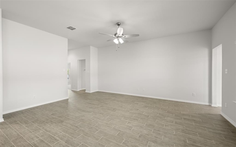 2612 Streamside, Burleson, TX 76028, 3 Bedrooms Bedrooms, ,2 BathroomsBathrooms,Residential,For Sale,2612 Streamside,20888780