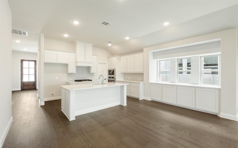 3925 Clingsman Way, McKinney, TX 75071, 4 Bedrooms Bedrooms, ,3 BathroomsBathrooms,Residential,For Sale,3925 Clingsman Way,20888850