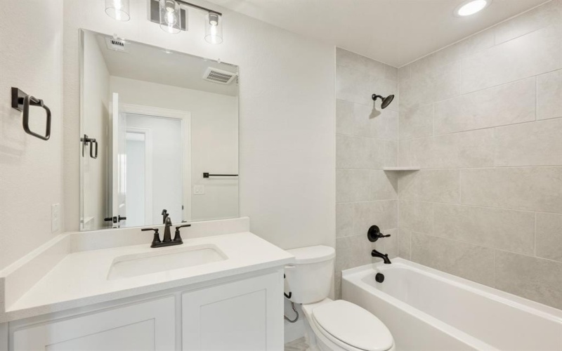 3925 Clingsman Way, McKinney, TX 75071, 4 Bedrooms Bedrooms, ,3 BathroomsBathrooms,Residential,For Sale,3925 Clingsman Way,20888850