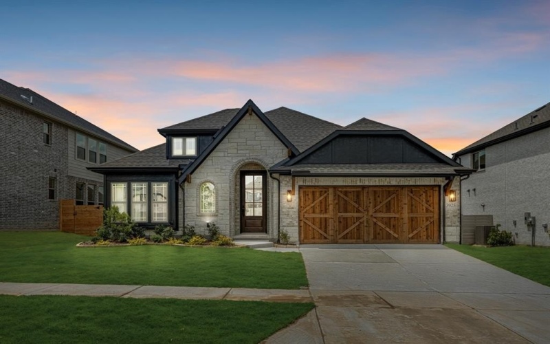 3925 Clingsman Way, McKinney, TX 75071, 4 Bedrooms Bedrooms, ,3 BathroomsBathrooms,Residential,For Sale,3925 Clingsman Way,20888850