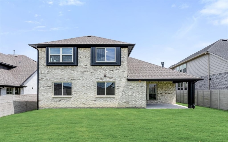 3925 Clingsman Way, McKinney, TX 75071, 4 Bedrooms Bedrooms, ,3 BathroomsBathrooms,Residential,For Sale,3925 Clingsman Way,20888850