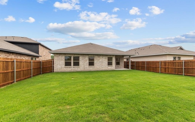 1239 Champlain Way, Dallas, TX 75253, 3 Bedrooms Bedrooms, ,2 BathroomsBathrooms,Residential,For Sale,1239 Champlain Way,20888928