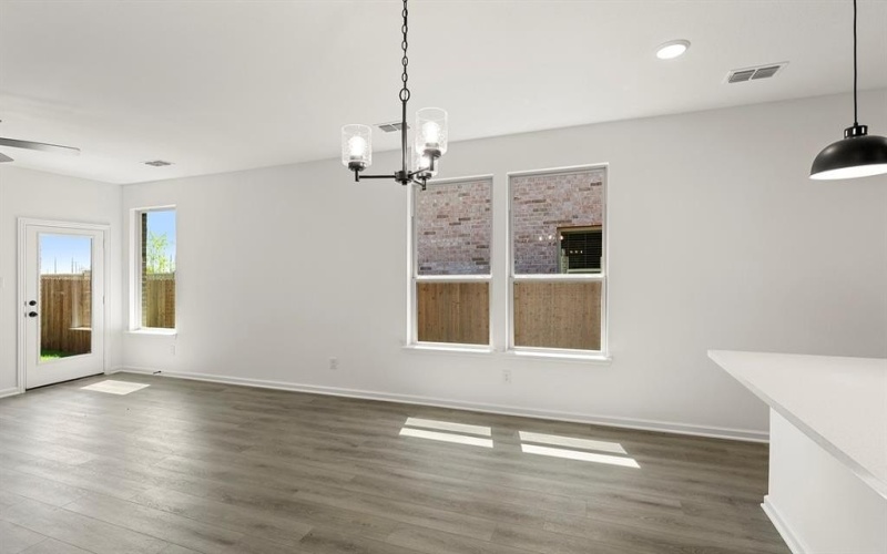 724 Hidden Feather Drive, Lavon, TX 75166, 3 Habitaciones Habitaciones , ,2 BañosBaños,Residential,En Venta,724 Hidden Feather Drive,20887007