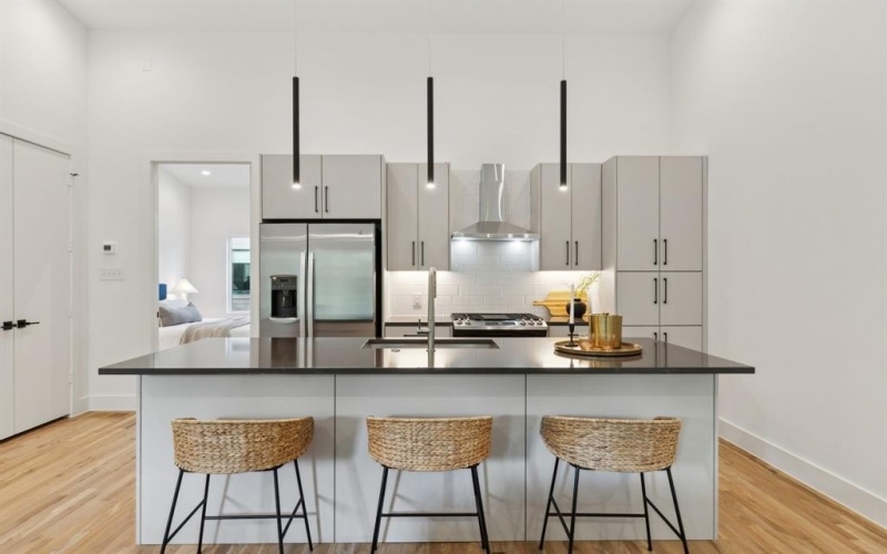 2142 Lovedale Avenue #101, Dallas, TX 75235, 2 Habitaciones Habitaciones , ,2 BañosBaños,Residential,En Venta,2142 Lovedale Avenue,20887010
