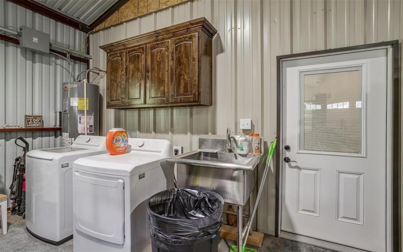 313 Broken Rd Road, Perrin, TX 76486, 2 Bedrooms Bedrooms, ,1 BathroomBathrooms,Residential,For Sale,313 Broken Rd Road,0,20888975