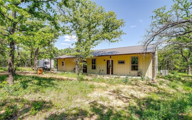 313 Broken Rd Road, Perrin, TX 76486, 2 Bedrooms Bedrooms, ,1 BathroomBathrooms,Residential,For Sale,313 Broken Rd Road,0,20888975