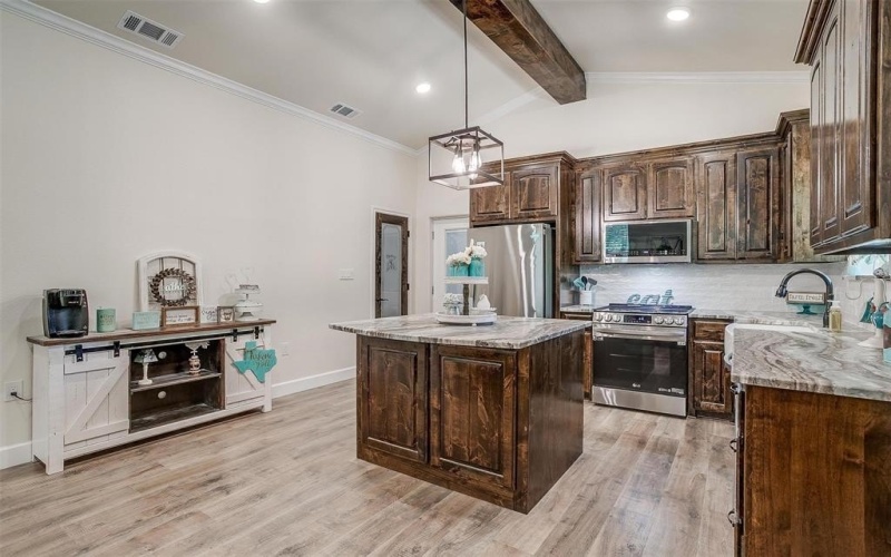 313 Broken Rd Road, Perrin, TX 76486, 2 Bedrooms Bedrooms, ,1 BathroomBathrooms,Residential,For Sale,313 Broken Rd Road,0,20888975
