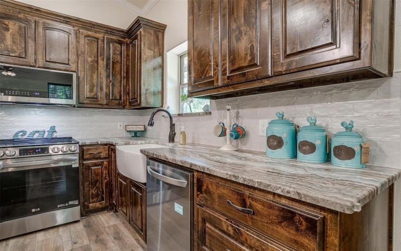 313 Broken Rd Road, Perrin, TX 76486, 2 Bedrooms Bedrooms, ,1 BathroomBathrooms,Residential,For Sale,313 Broken Rd Road,0,20888975