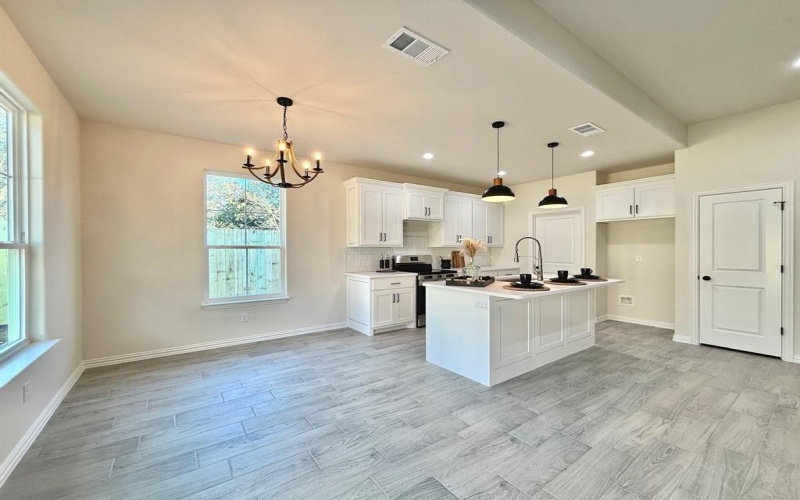 5507 San Jacinto Drive, Granbury, TX 76048, 4 Habitaciones Habitaciones , ,2 BañosBaños,Residential,En Venta,5507 San Jacinto Drive,20888995