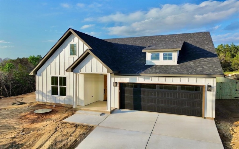 5507 San Jacinto Drive, Granbury, TX 76048, 4 Habitaciones Habitaciones , ,2 BañosBaños,Residential,En Venta,5507 San Jacinto Drive,20888995