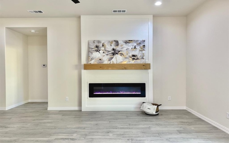 5507 San Jacinto Drive, Granbury, TX 76048, 4 Habitaciones Habitaciones , ,2 BañosBaños,Residential,En Venta,5507 San Jacinto Drive,20888995