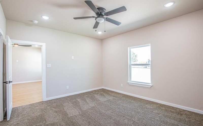 120 Brookview Drive, Bridgeport, TX 76426, 4 Habitaciones Habitaciones , ,2 BañosBaños,Residential,En Venta,120 Brookview Drive,20889008