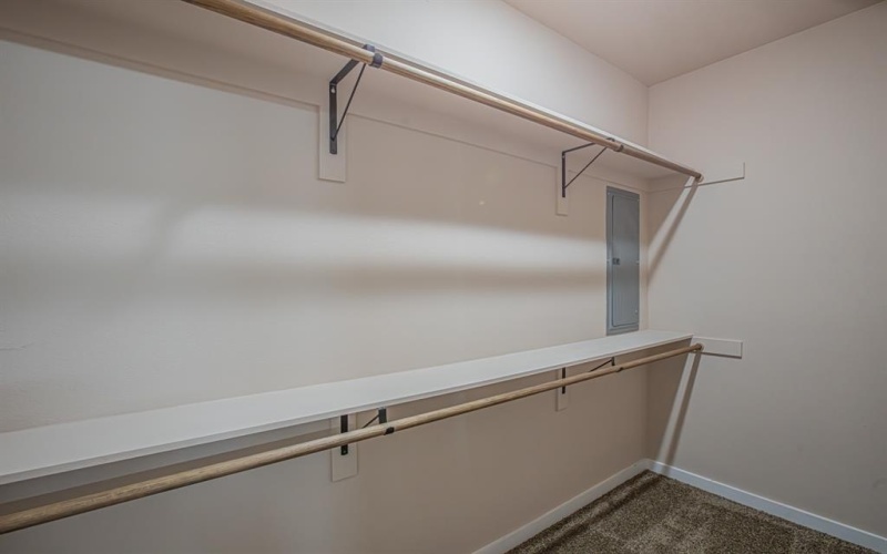 120 Brookview Drive, Bridgeport, TX 76426, 4 Habitaciones Habitaciones , ,2 BañosBaños,Residential,En Venta,120 Brookview Drive,20889008
