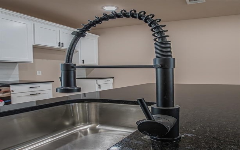 120 Brookview Drive, Bridgeport, TX 76426, 4 Habitaciones Habitaciones , ,2 BañosBaños,Residential,En Venta,120 Brookview Drive,20889008