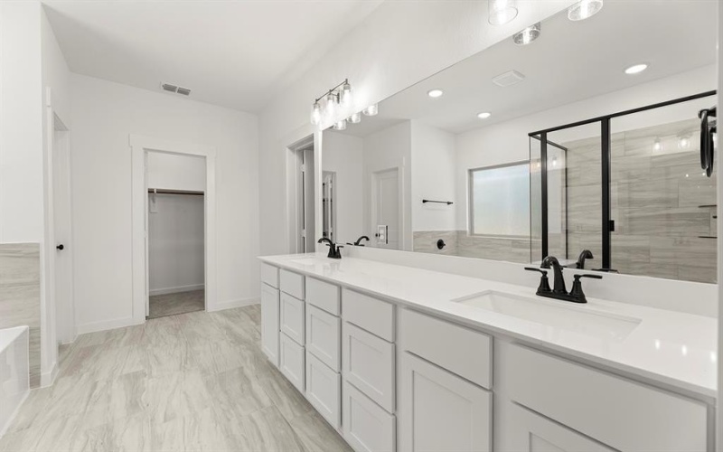 1516 Edgeway, Aubrey, TX 76227, 4 Habitaciones Habitaciones , ,3 BañosBaños,Residential,En Venta,1516 Edgeway,20887070