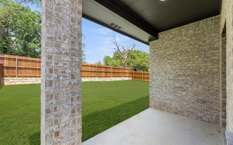 1516 Edgeway, Aubrey, TX 76227, 4 Habitaciones Habitaciones , ,3 BañosBaños,Residential,En Venta,1516 Edgeway,20887070