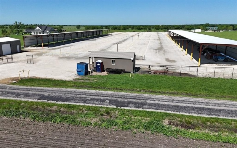 517 Vaughan Lane, Tioga, TX 76271, ,Commercial Sale,For Sale,517 Vaughan Lane,20889108