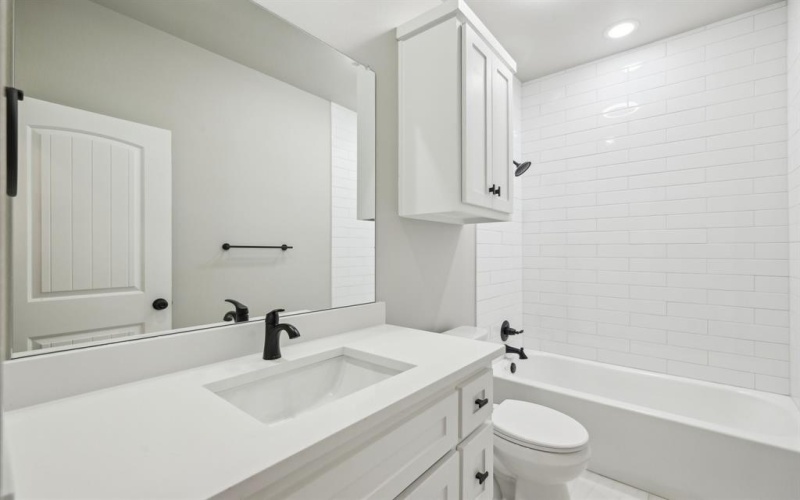 3829 Lands End Court, Granbury, TX 76048, 3 Habitaciones Habitaciones , ,2 BañosBaños,Residential,En Venta,3829 Lands End Court,20889124
