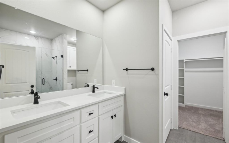 3829 Lands End Court, Granbury, TX 76048, 3 Habitaciones Habitaciones , ,2 BañosBaños,Residential,En Venta,3829 Lands End Court,20889124