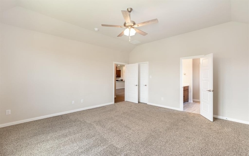 2601 Glasgow Drive, Denton, TX 76207, 3 Bedrooms Bedrooms, ,2 BathroomsBathrooms,Residential,For Sale,2601 Glasgow Drive,20887165