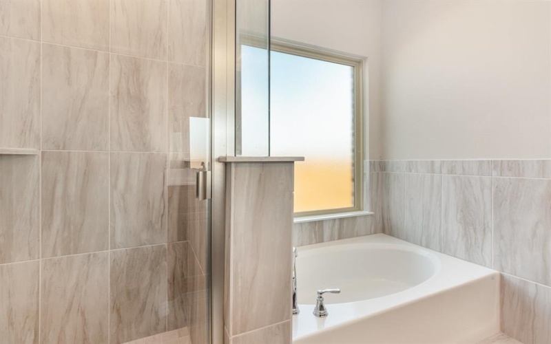 2601 Glasgow Drive, Denton, TX 76207, 3 Bedrooms Bedrooms, ,2 BathroomsBathrooms,Residential,For Sale,2601 Glasgow Drive,20887165